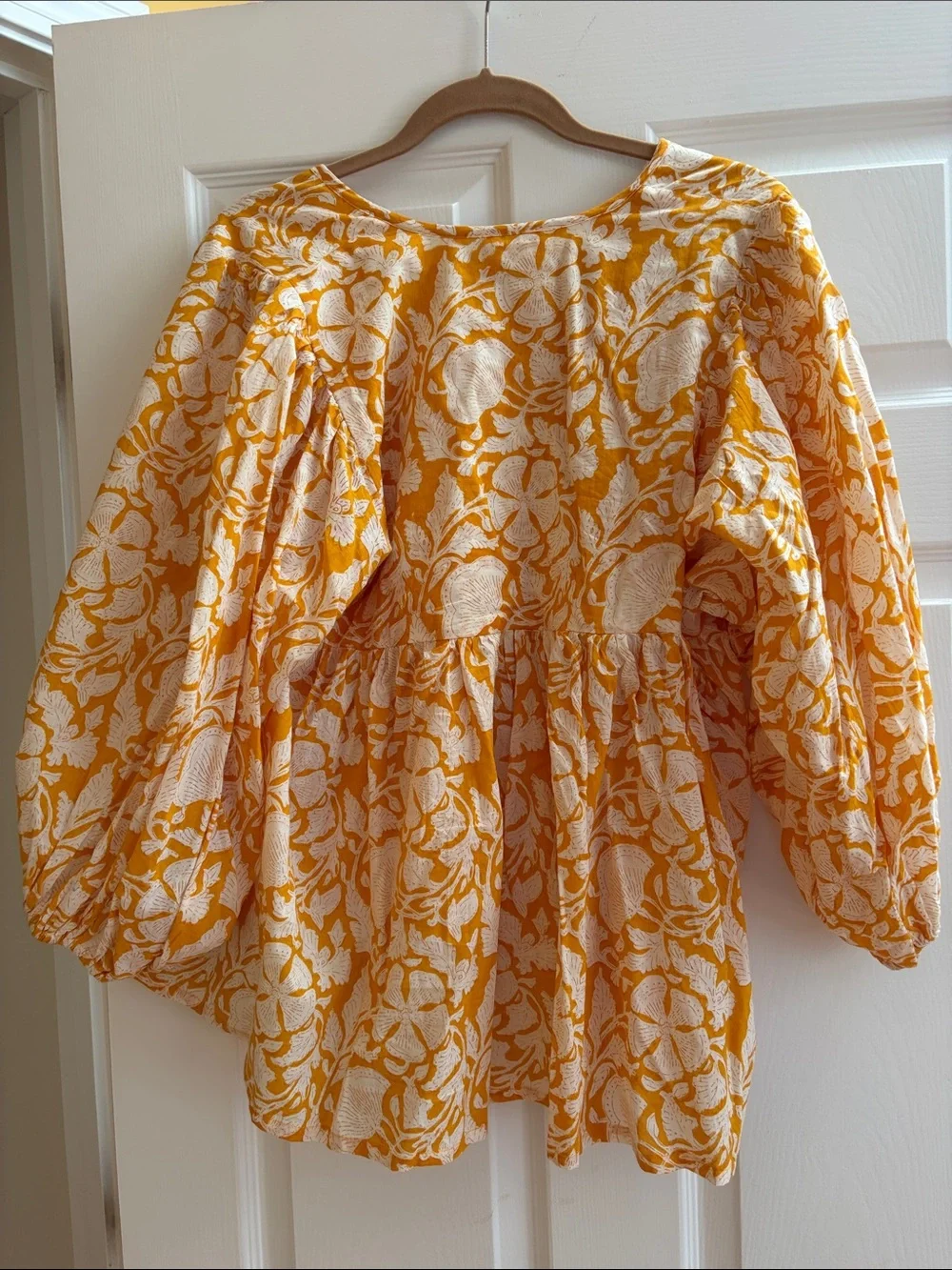 Flowy Yellow Floral Tie-Neck Tunic Top - Picture 3 of 3